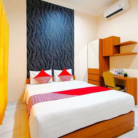Oyo 1473 Omah Tentrem Syariah Melati Exterior foto