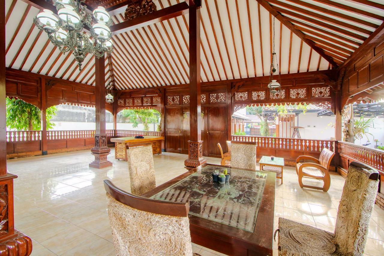 Oyo 1473 Omah Tentrem Syariah Melati Exterior foto
