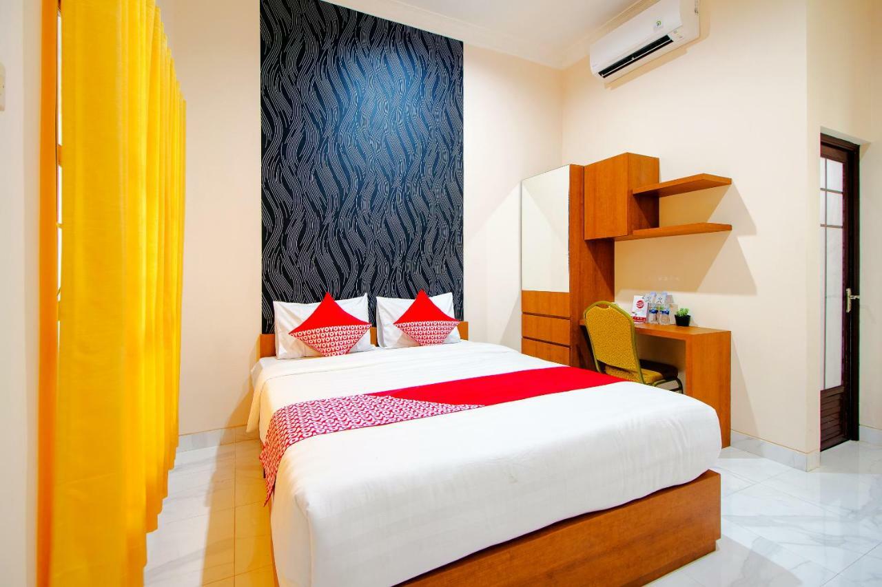 Oyo 1473 Omah Tentrem Syariah Melati Exterior foto