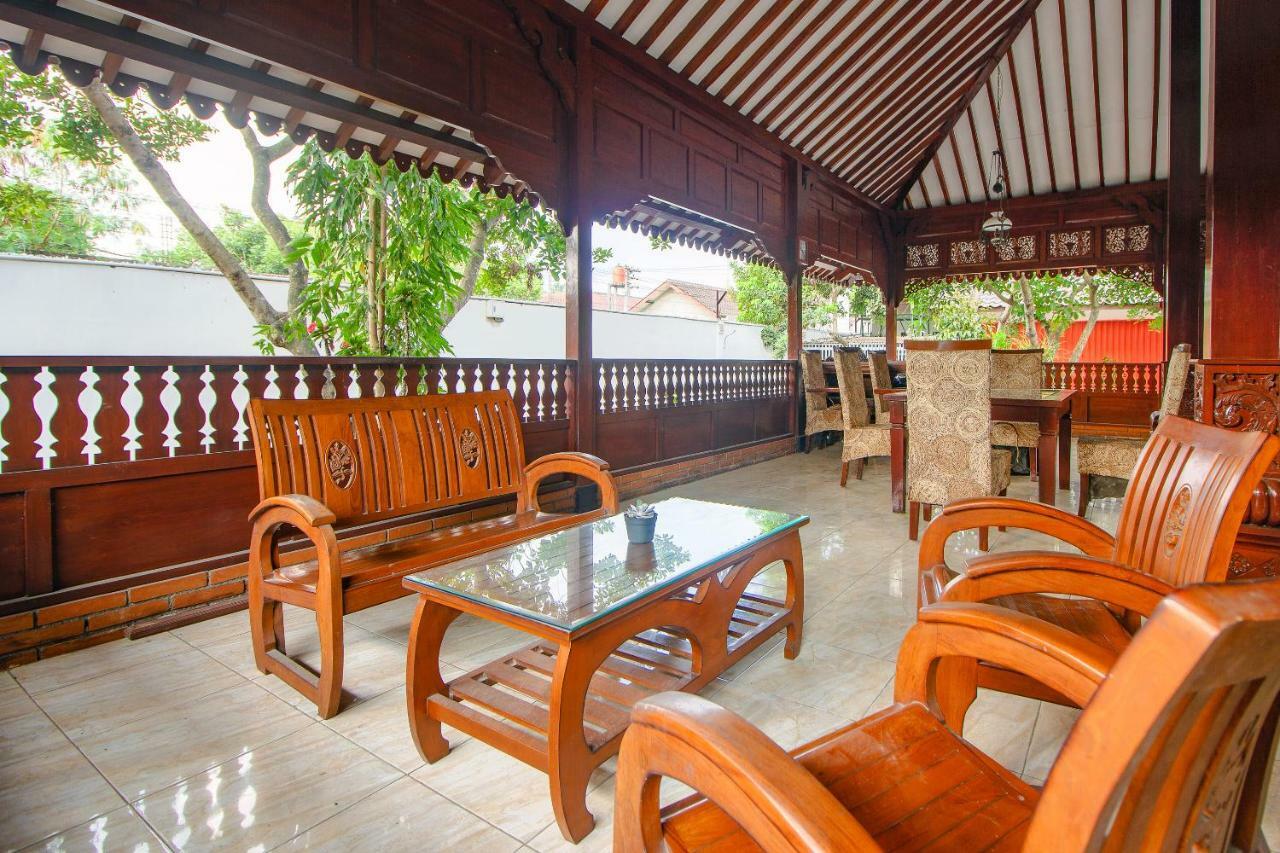Oyo 1473 Omah Tentrem Syariah Melati Exterior foto